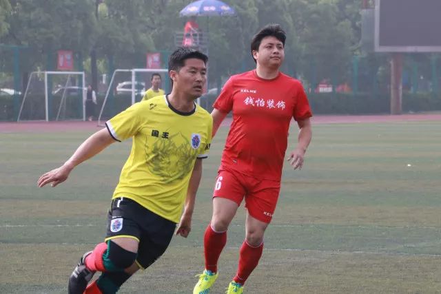 杨毅：李凯尔最合适打4号位 挡拆策应破紧逼